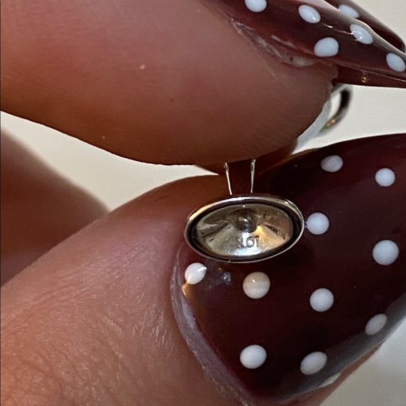 10Kt white gold & diamond martini glass pendant - Picture 5 of 8